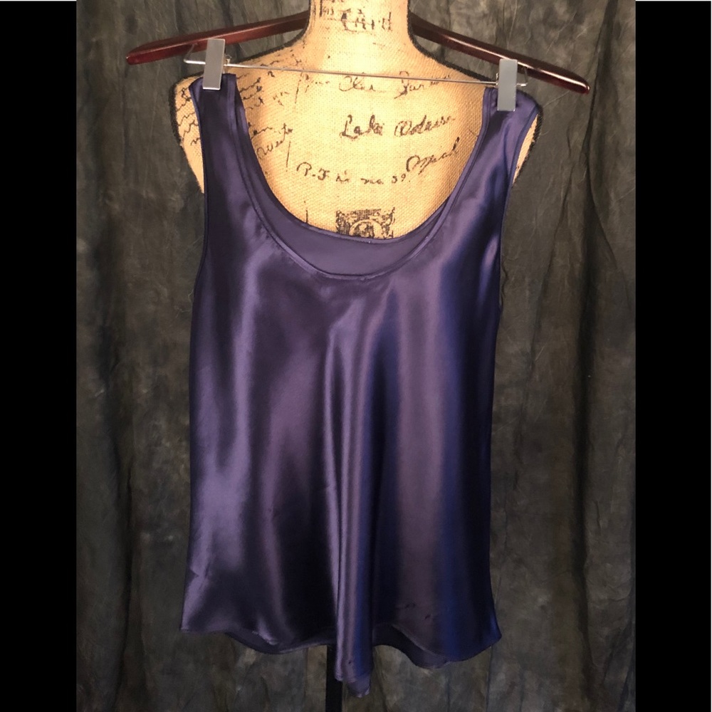 Deep purple tank top gorgeous